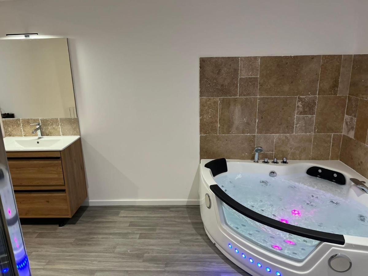 Ng Suitehome - Queven - Balneo - Netflix - Wifi Exteriér fotografie